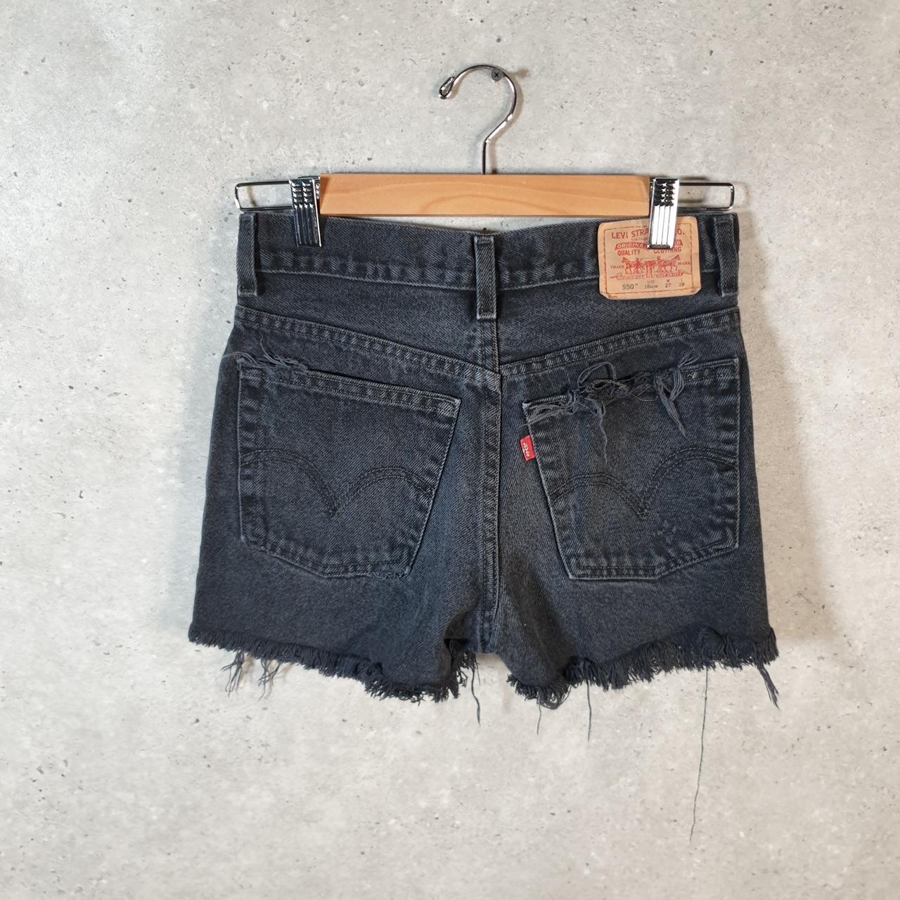 Vintage Levi’s 550 Cut Off Baggy Shorts Jorts Cargo Womens W27 Grey Relaxed Denim
