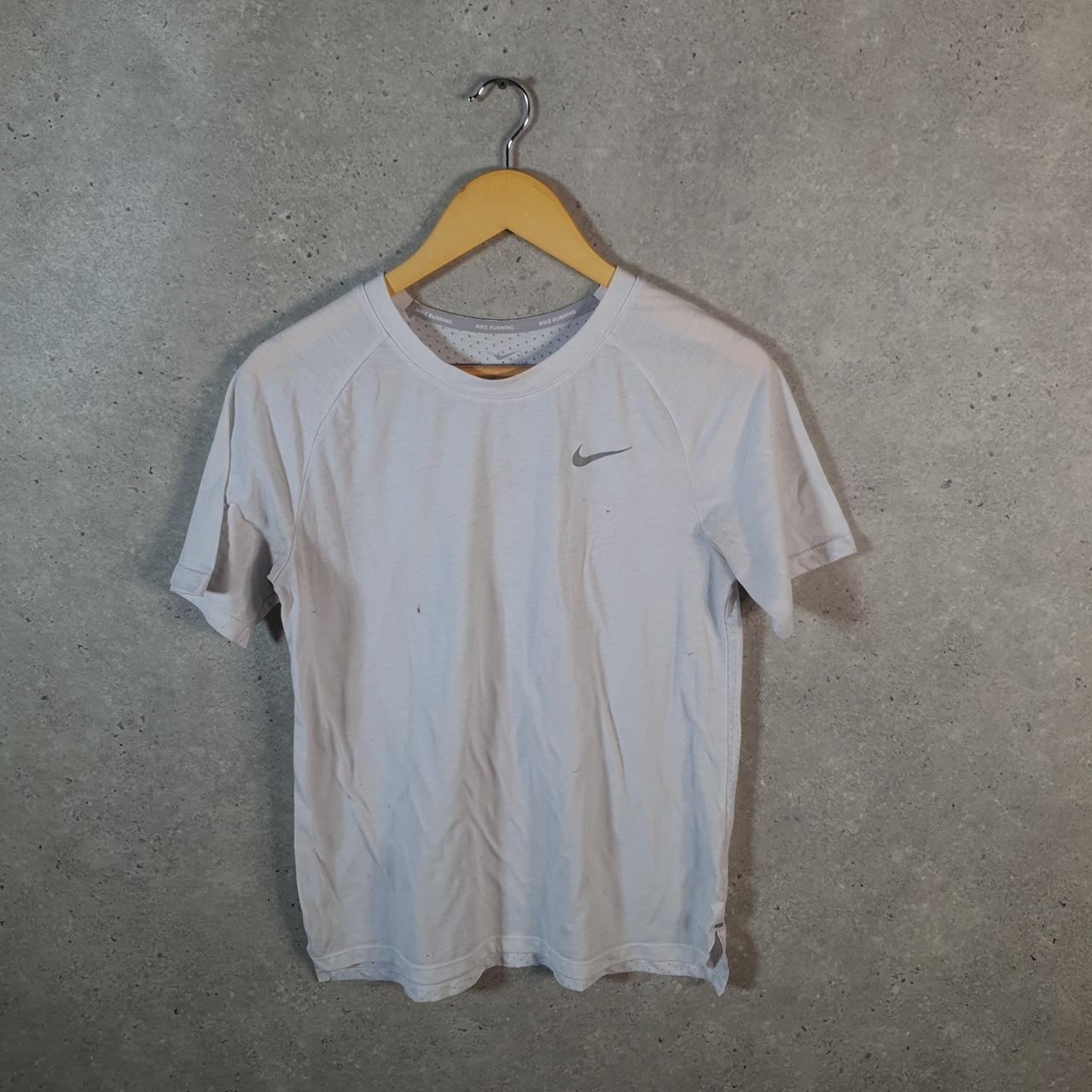 Vintage Nike Dri Fit Running T Shirt Shirt Men’s Medium White Logo Athletic C9751