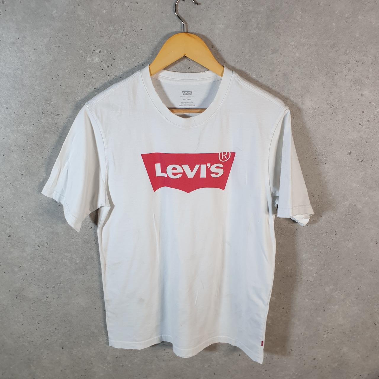 Vintage Levis Spellout T Shirt Shirt Men’s Small White Logo Athletic Casual