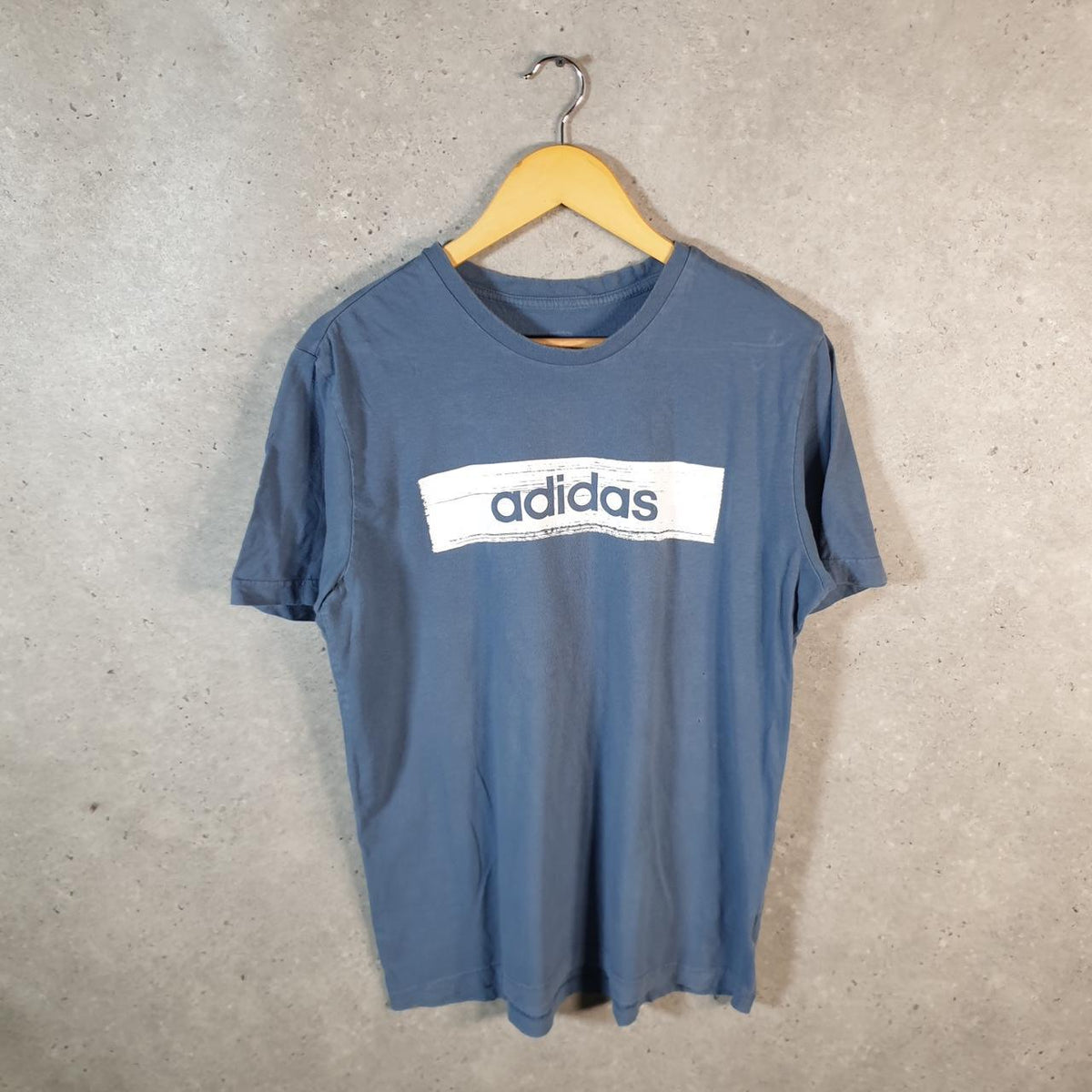 Vintage Adidas Spellout T Shirt Shirt Men’s Medium Blue Three Stripes Logo Athletic C9786