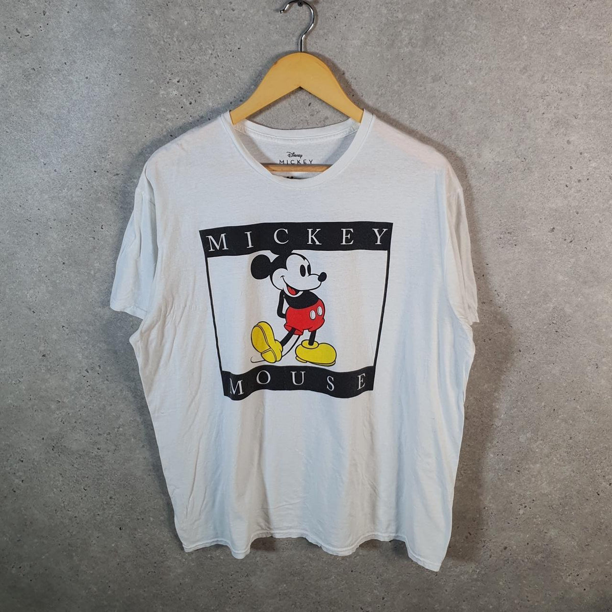 Vintage Disney Land Mickey Mouse T Shirt Shirt Men’s  XL White Graphic Cartoon C9859