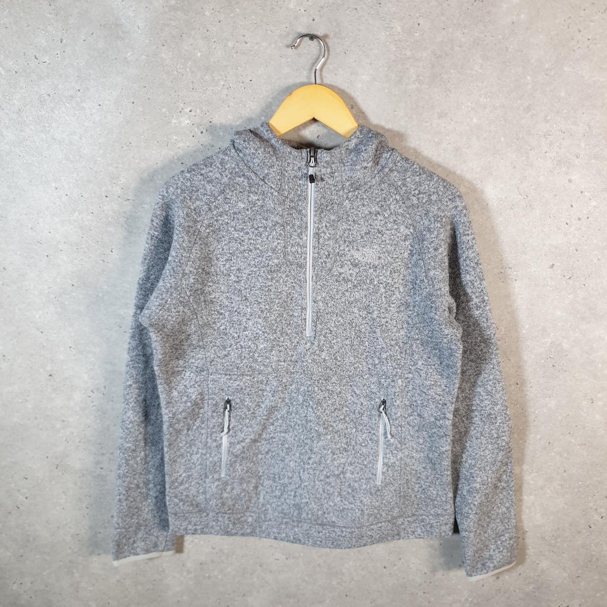Vintage The North Face TNF Teddy Fleece Sweatshirt  Womens Medium Grey 1/4 Zip Logo