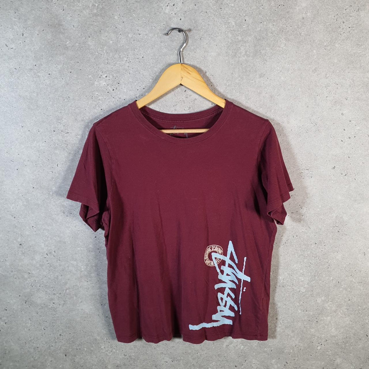 Vintage Stussy Spellout Printed Printed T Shirt Men’s Small Burgundy Red Graphic Short Sleeve Big Fish Vintage