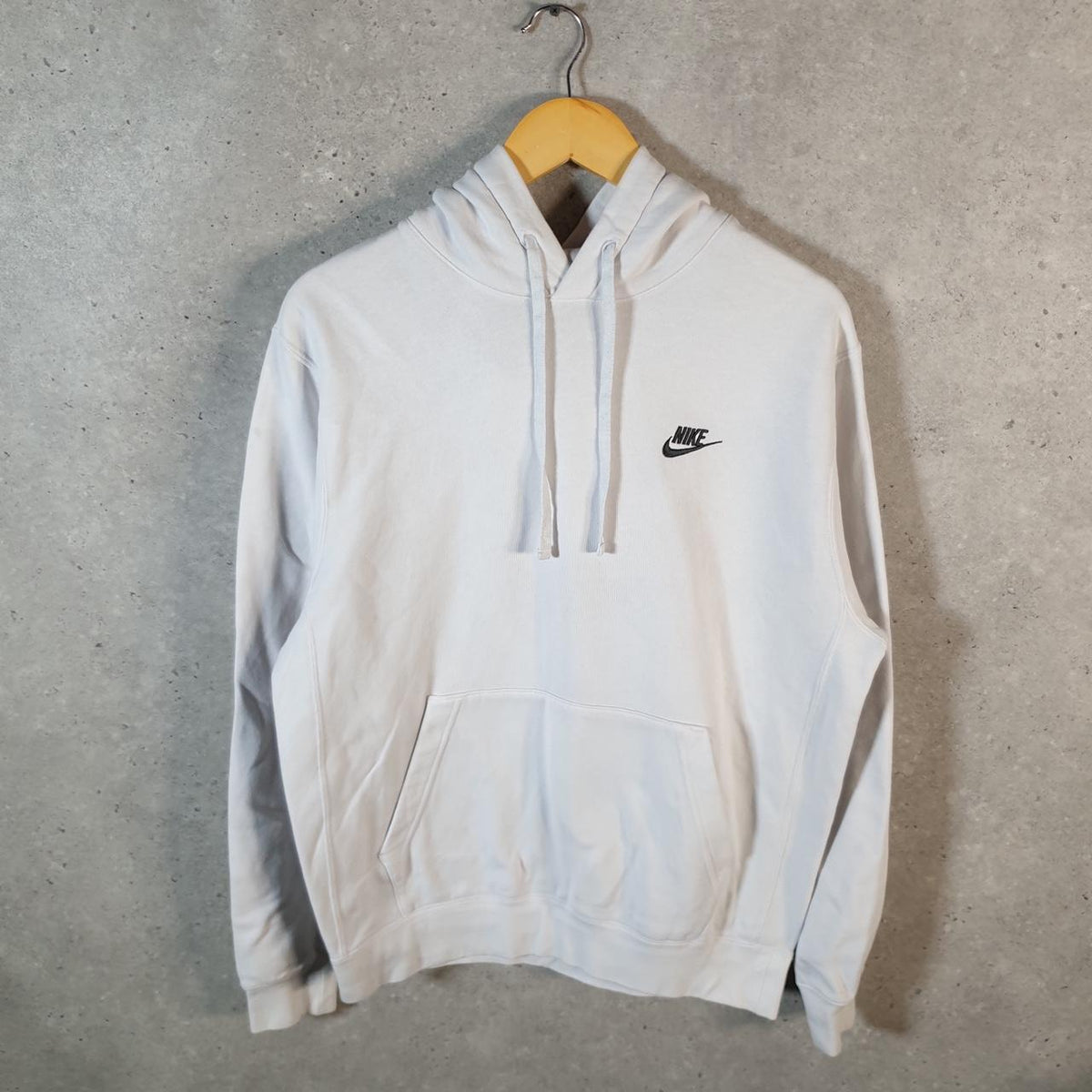 Vintage Nike Club Embroidered Hoodie Men’s Medium White Swoosh Y2K Pullover