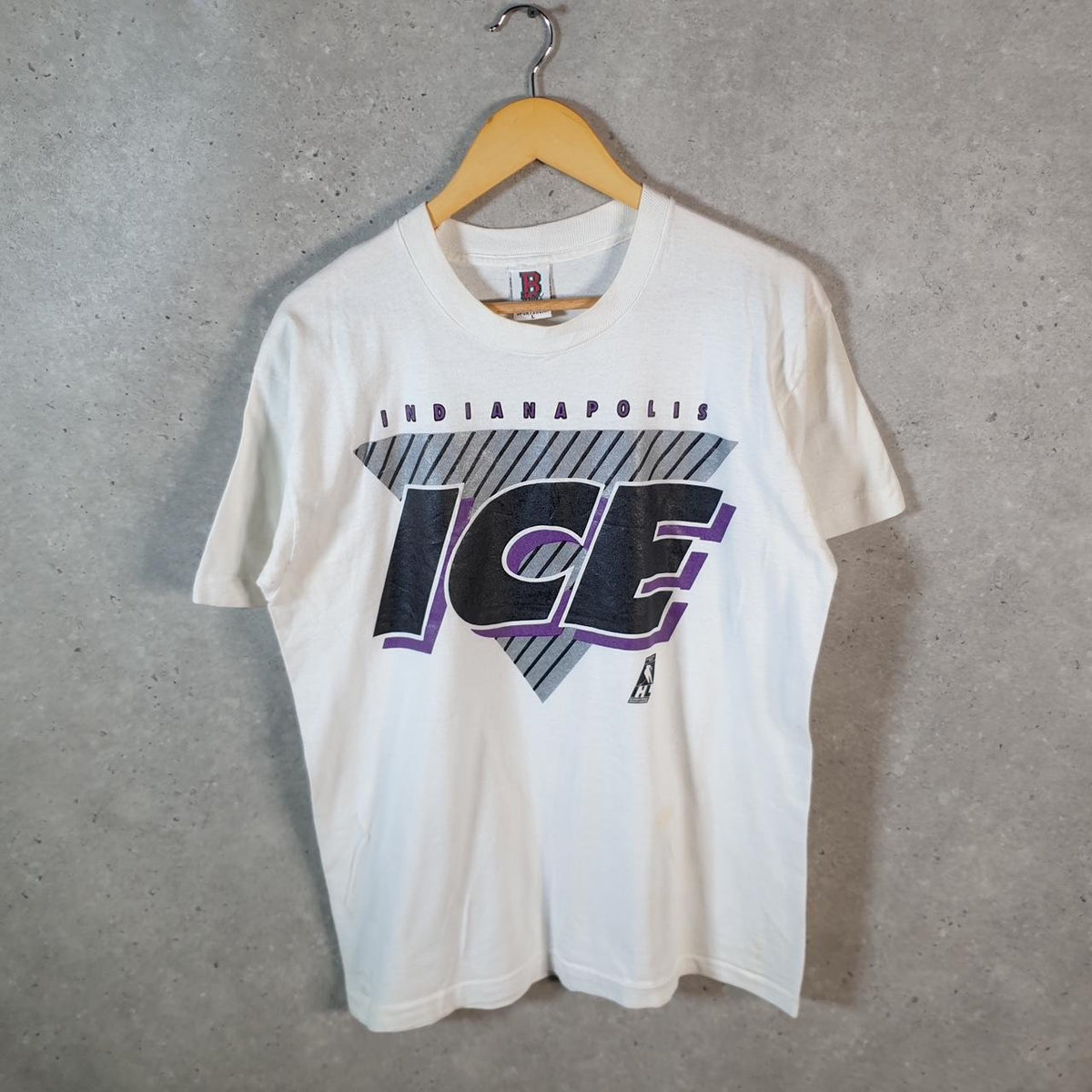 Vintage Boa Indianapolis Ice Hockey Graphic 90s USA Single Stitch T Shirt Men’s Large White