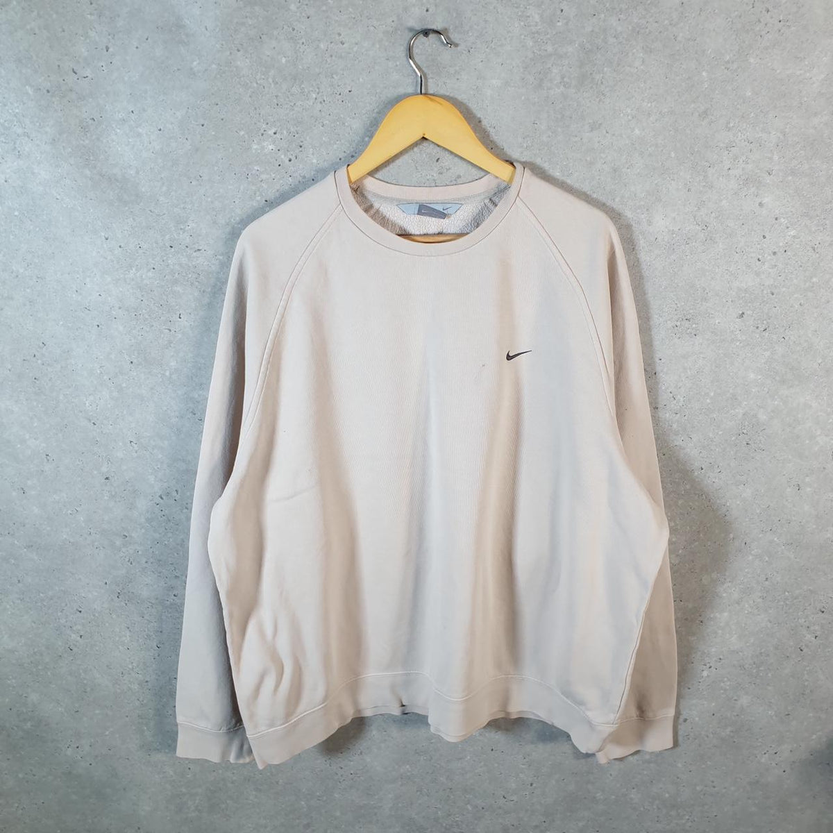 Vintage Nike 90s Embroidered Sweatshirt Men’s 2XL Beige Swoosh Y2K Pullover Logo