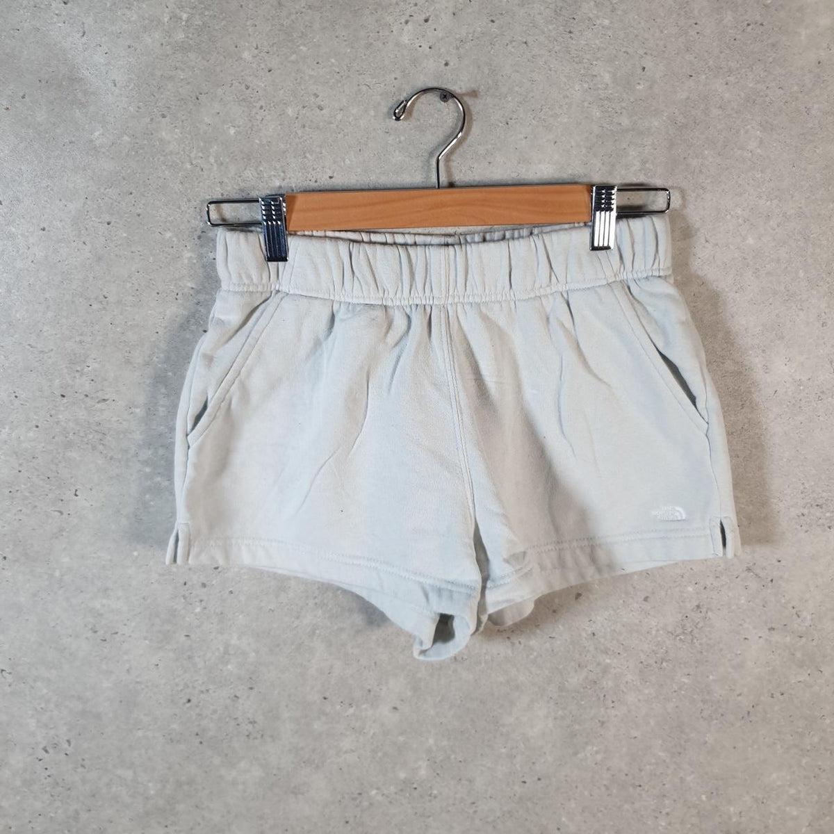 Vintage The North Face TNF Shorts Jorts Chino Cargo Womens Medium Beige Baggy Cotton