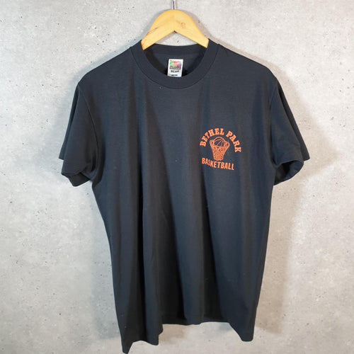Vintage Best Fruit of the Loom Bethel Park Basketball 90s USA Single Stitch T Shirt Men’s Large Black Big Fish Vintage