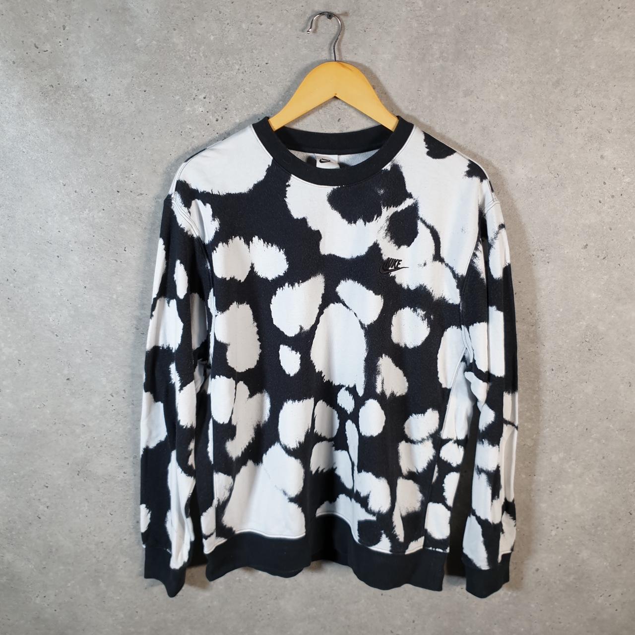 Vintage Nike Club Embroidered Sweatshirt Men’s Large Black Swoosh Y2K Cow Print