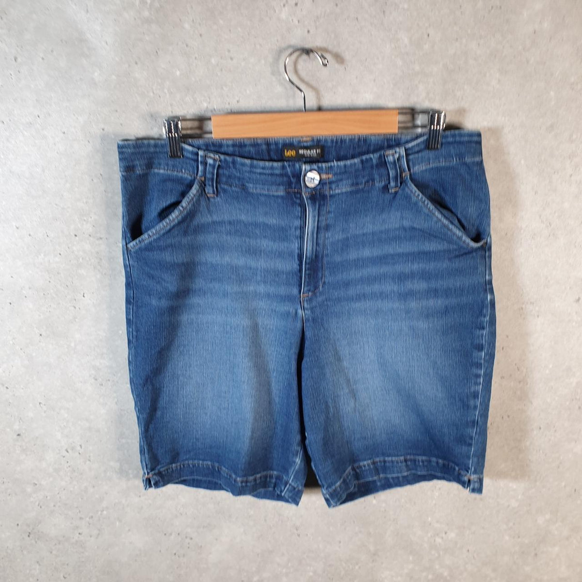 Vintage Lee Baggy Shorts Jorts Cargo Womens W34 Blue Relaxed Denim