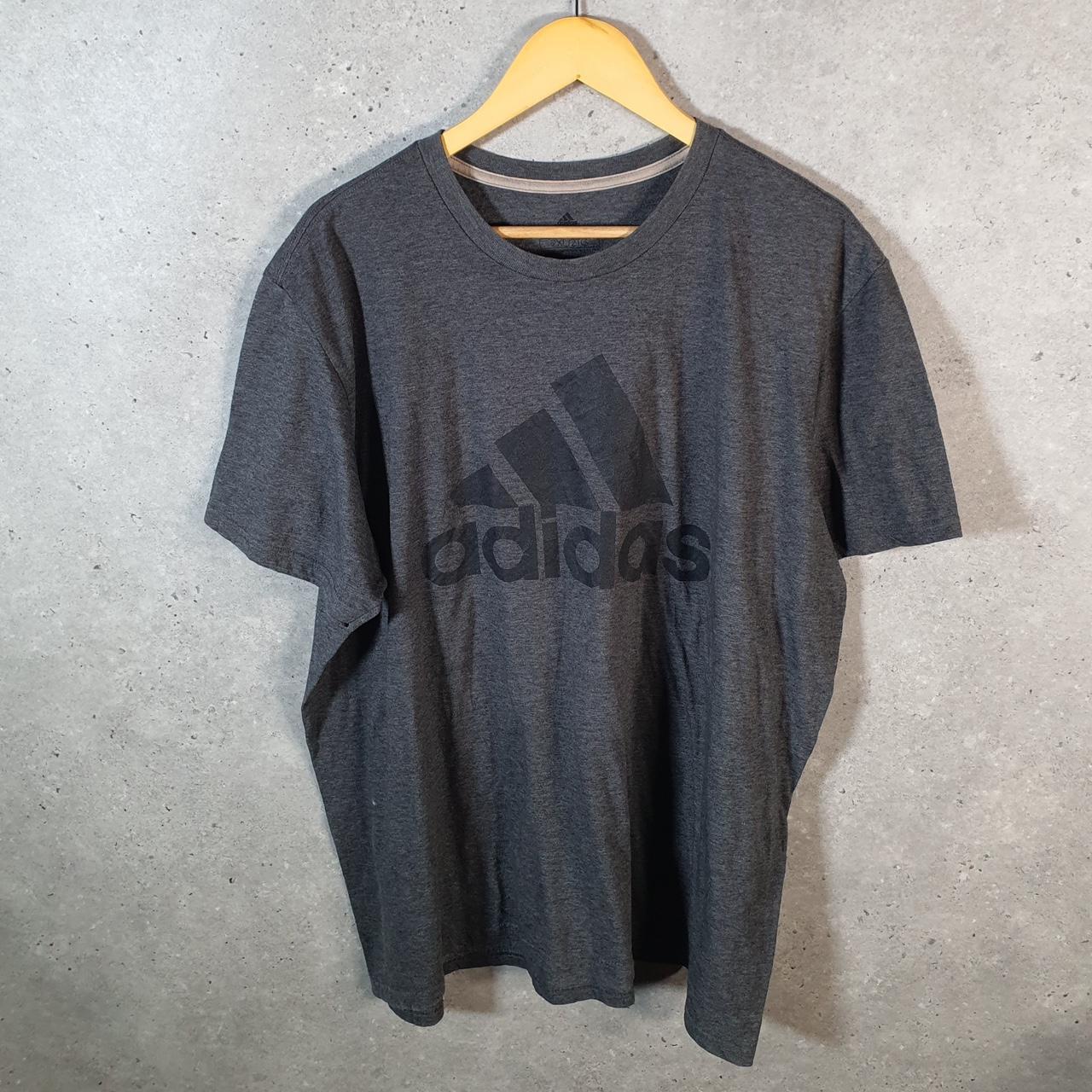 Vintage Adidas Go To Performance Tee T Shirt Men’s 2XL Grey Three Stripes Logo Athletic