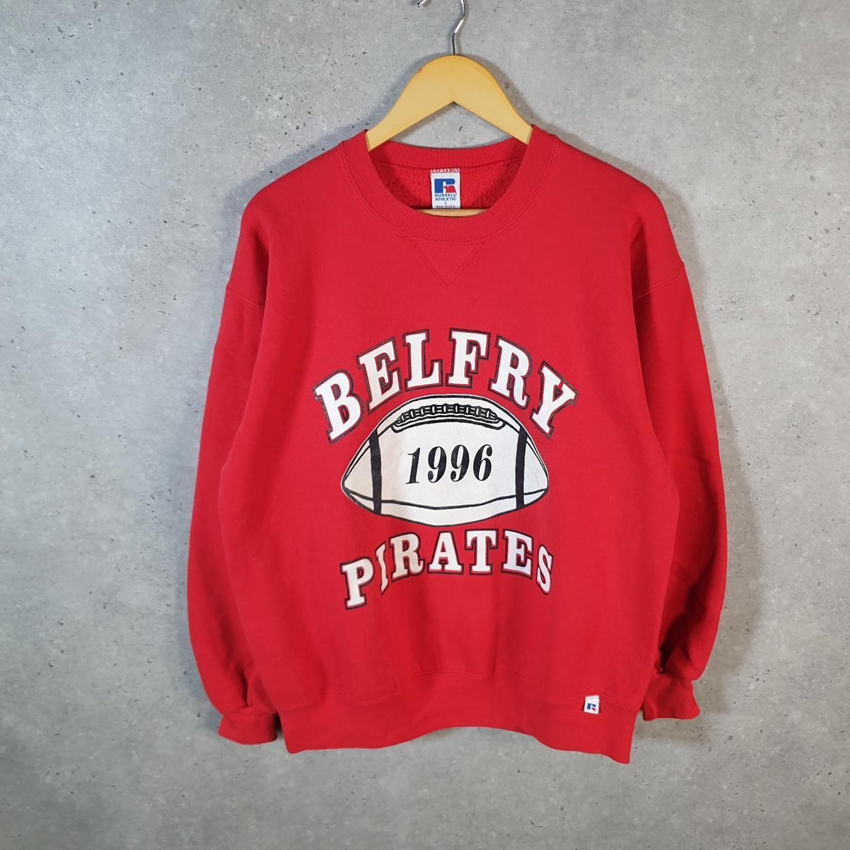 Vintage Russell Athletic Belfry Pirates 1996 USA Sweatshirt Men’s Large Red Pullover
