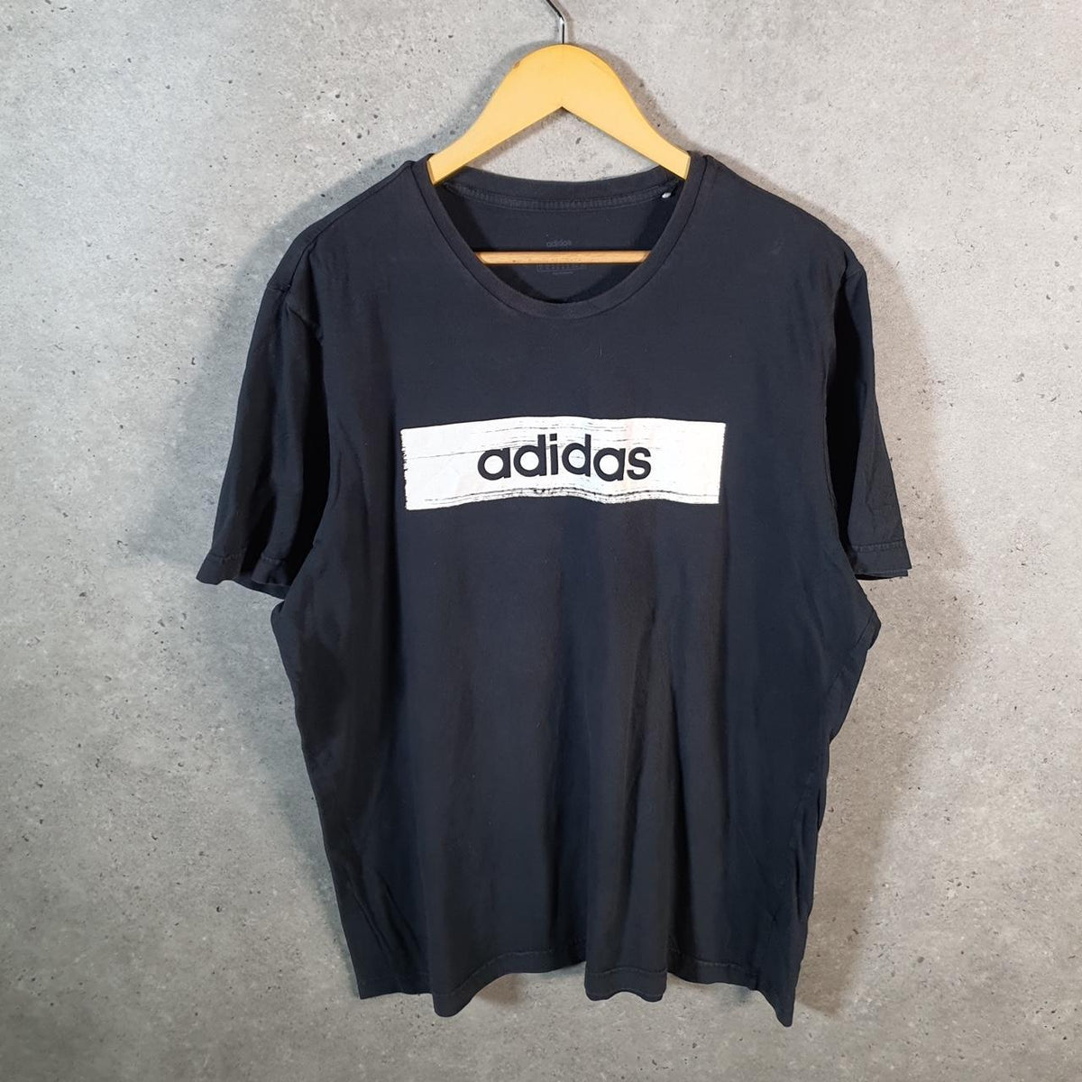 Vintage Adidas Spellout T Shirt Men’s XL Black Three Stripes Logo Athletic