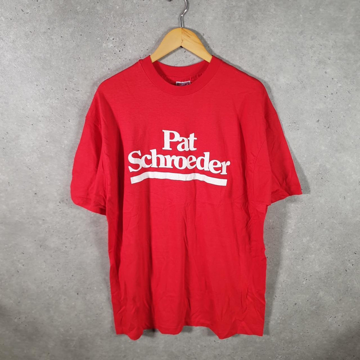 Vintage Hanes Beefy Pat Schroeder USA 90s Single Stitch T Shirt Men’s XL Red Big Fish Vintage