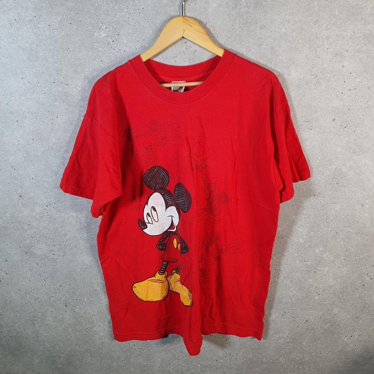Vintage Heavy Fruit of the Loom Disney Mickey Mouse 90s USA Single Stitch T Shirt Men’s XL Red Big Fish Vintage