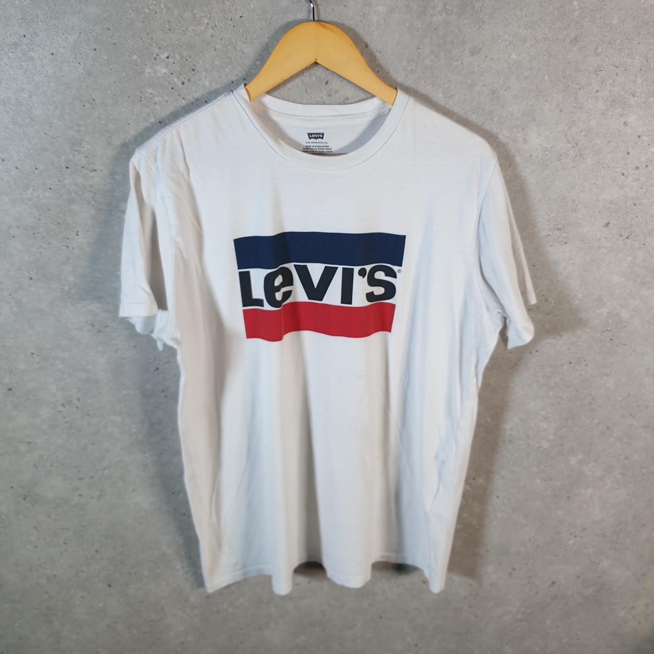 Vintage Levis Spellout T Shirt Shirt Men’s Large White Logo Athletic Casual