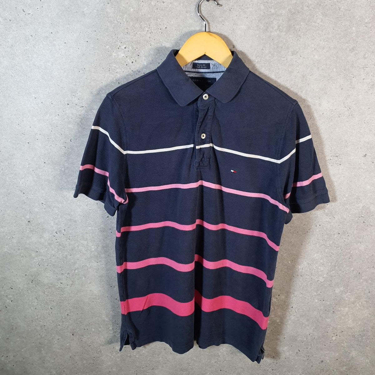 Vintage Tommy Hilfiger Polo Shirt Men’s Medium Navy Blue Striped Custom Fit Embroidered Logo