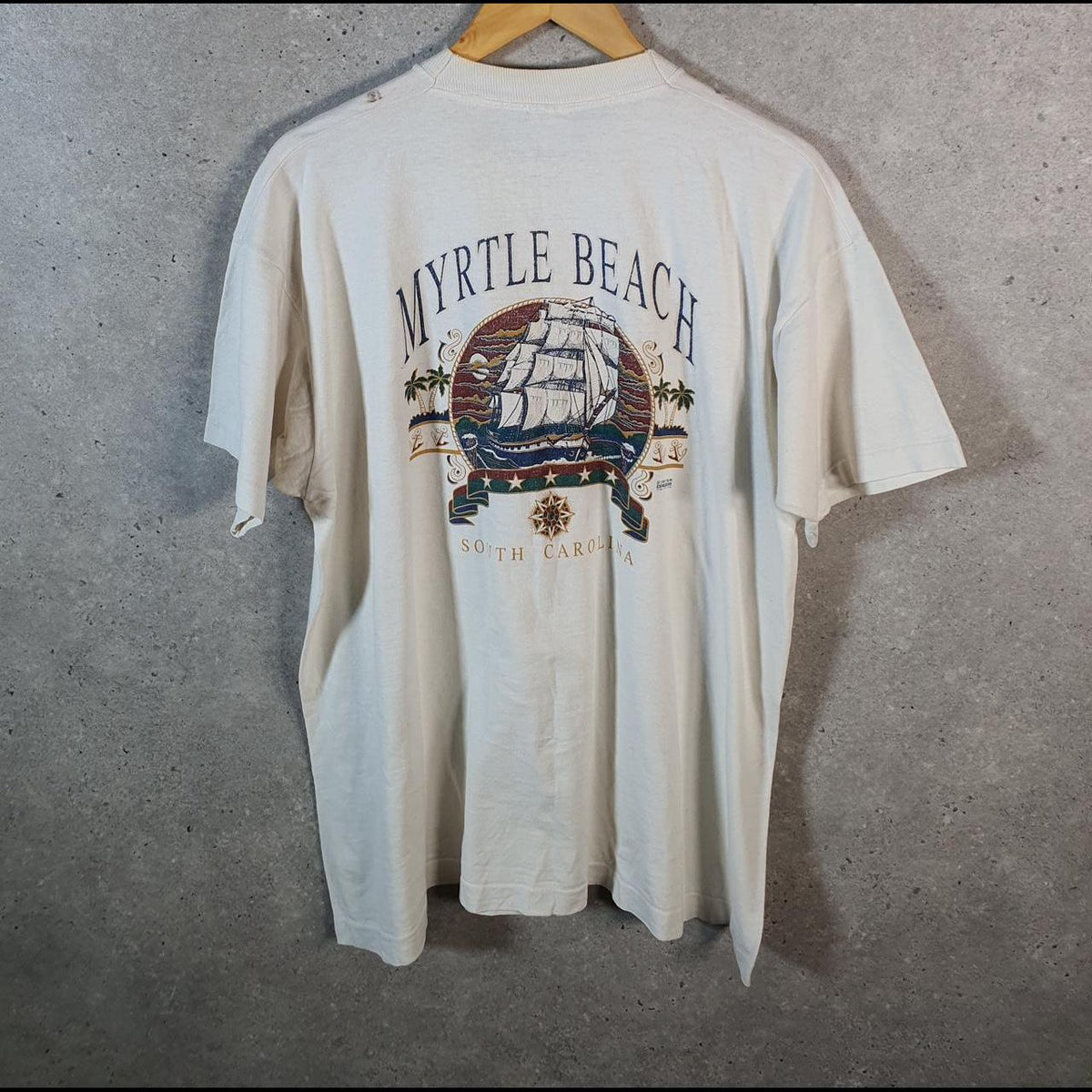 Vintage Fruit of the Loom Myrtle Beach South Carolina 90s USA Single Stitch T Shirt Mens XL White Big Fish Vintage