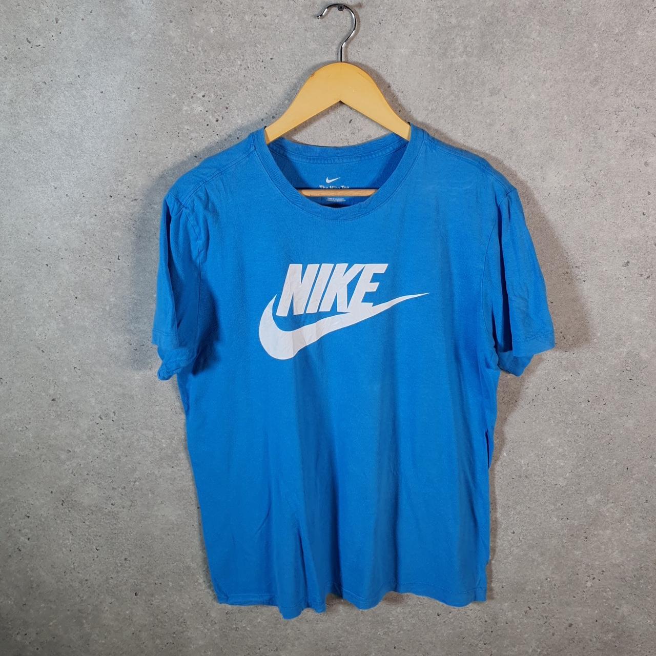 Vintage Nike Club T Shirt Shirt Men’s Medium Blue Spellout Logo Athletic C9576