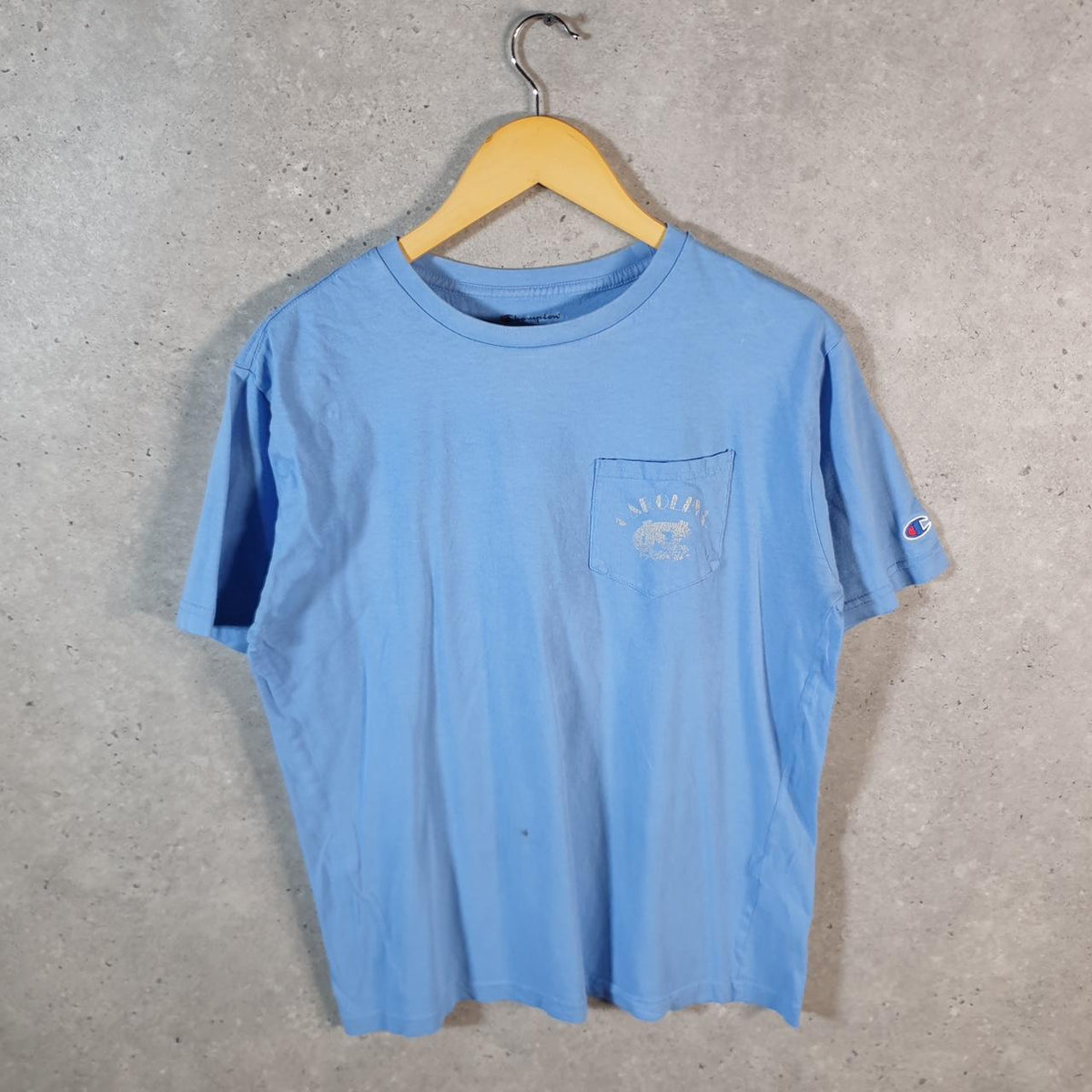 Vintage Champion Embroidered Logo T Shirt Men’s Large Blue Athletic