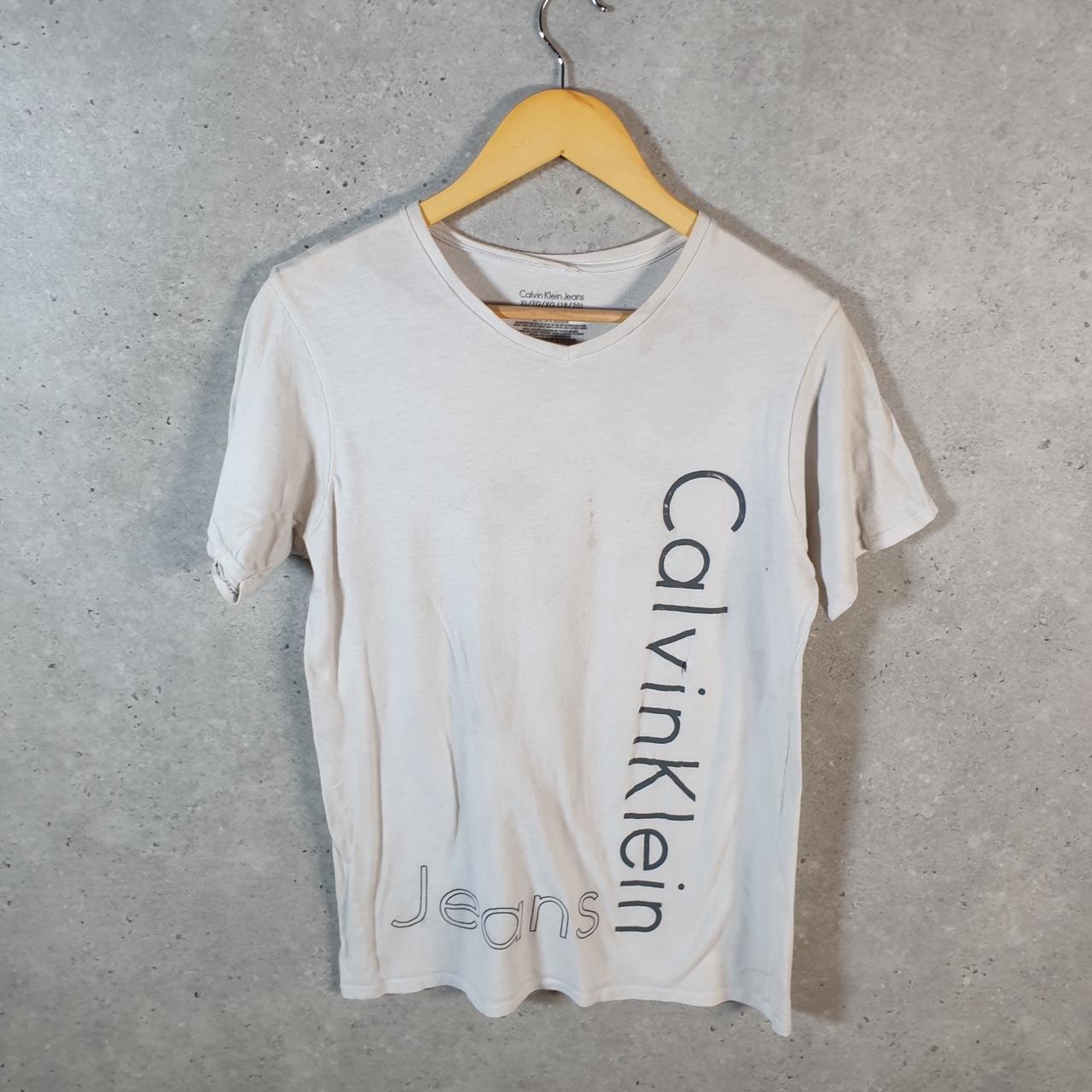Vintage Calvin Klein Graphic T Shirt Womens XL White Regular Fit Spellout Logo