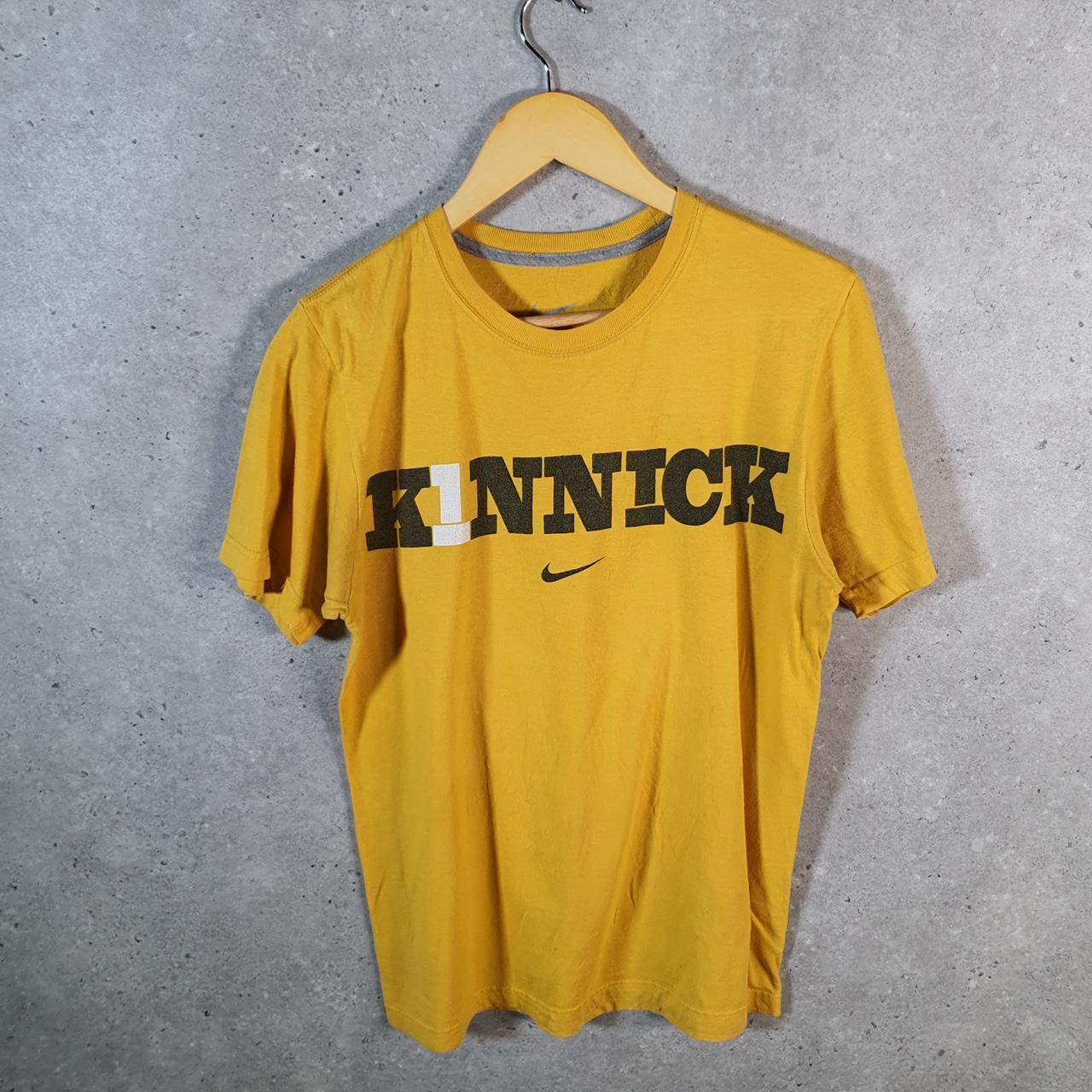Vintage Nike Kinnick T Shirt Men’s Small Yellow Logo Centre Swoosh Athletic