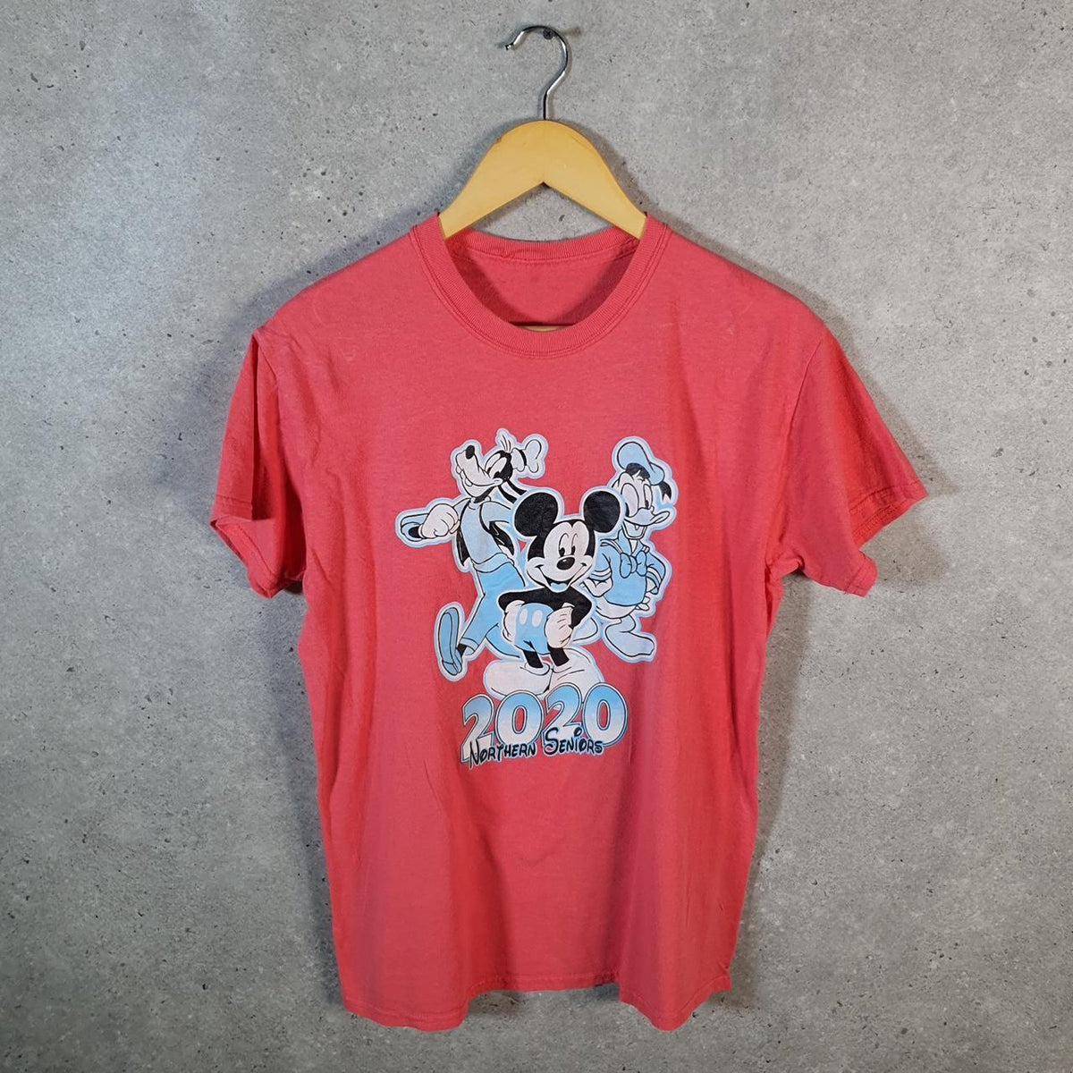 Vintage Disney 2020 Northern Seniors Mickey Mouse T Shirt Shirt Men’s  Medium Pink Graphic Cartoon C9713