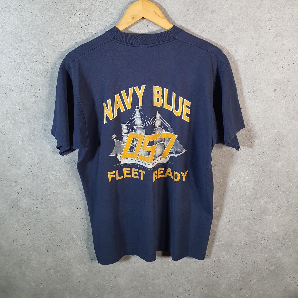 Vintage Fruit of the Loom Best Kitty Hawk Fleet USA Single Stitch T Shirt Men’s Large Blue Big Fish Vintage