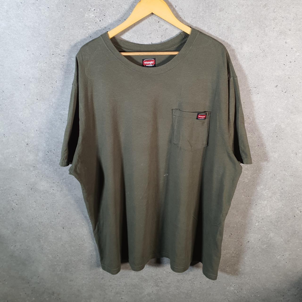 Vintage Wrangler Workwear T Shirt Men’s 2XL Khaki Green Logo Athletic Casual