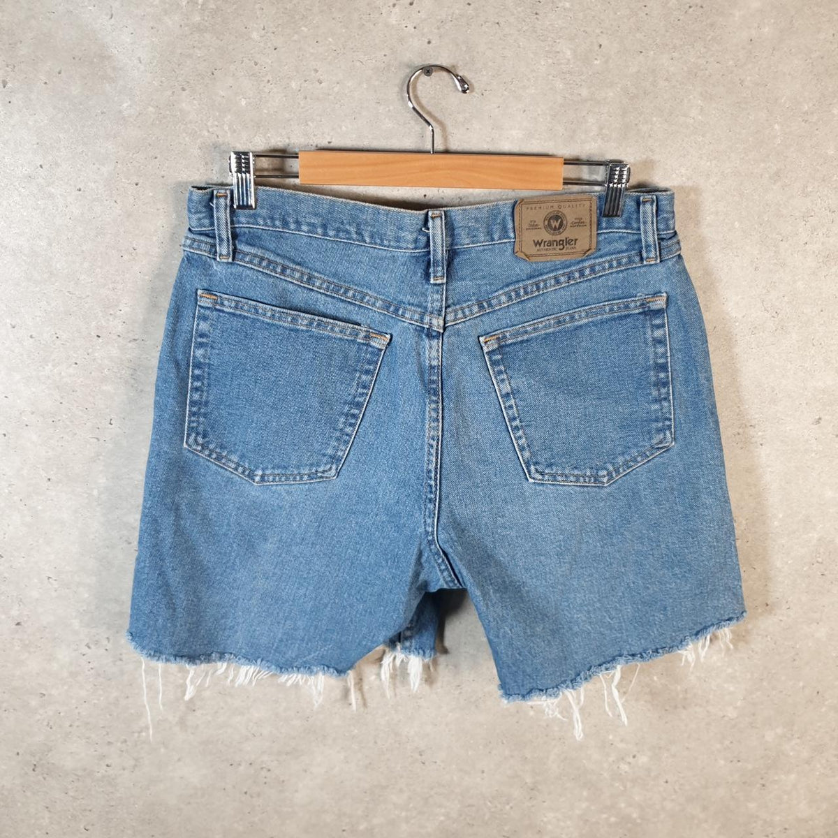 Vintage Wrangler Denim Shorts Jorts Cargo Men’s W33 Blue Baggy Cotton
