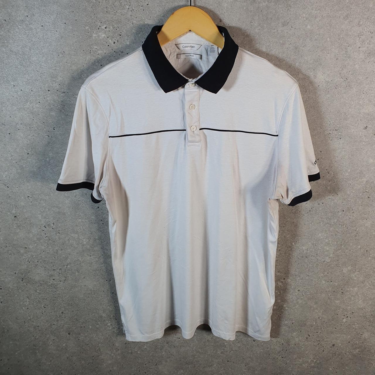 Vintage Calvin Klein Liquid Touch Polo Shirt Men’s Medium White Casual 3 Button C9852