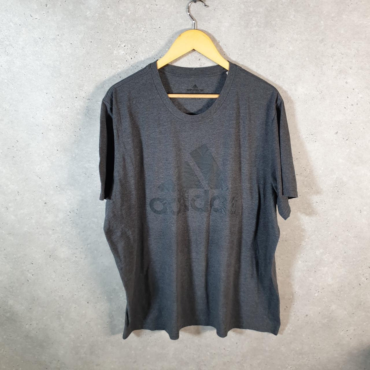 Vintage Adidas Amplifier T Shirt Men’s 2XL Grey Three Stripes Logo Athletic