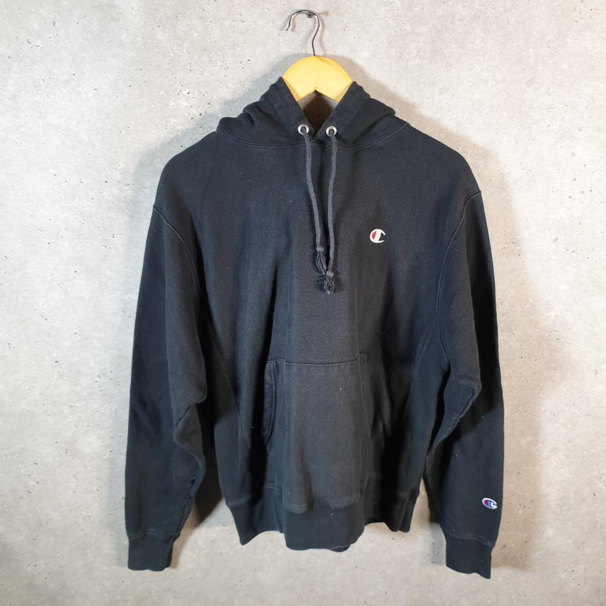 Vintage Champion Reverse Weave Hoodie Men’s Medium Black Pro Sport Pullover Spellout Logo