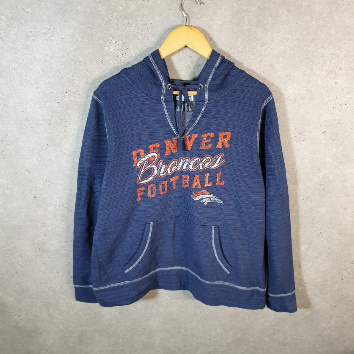Vintage NFL Denver Broncos Hoodie Womens XL Blue Pullover USA Pro Sport