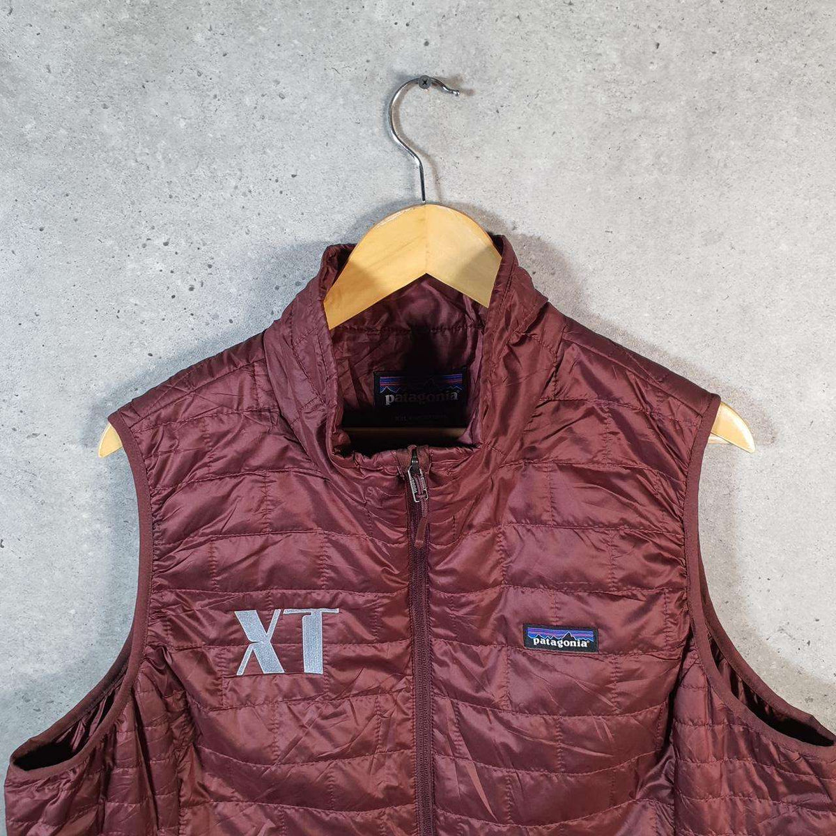 Vintage Patagonia Nano Puffer Gilet Vest Jacket Womens 2XL Burgundy Red Full Zip Lightweight Big Fish Vintage