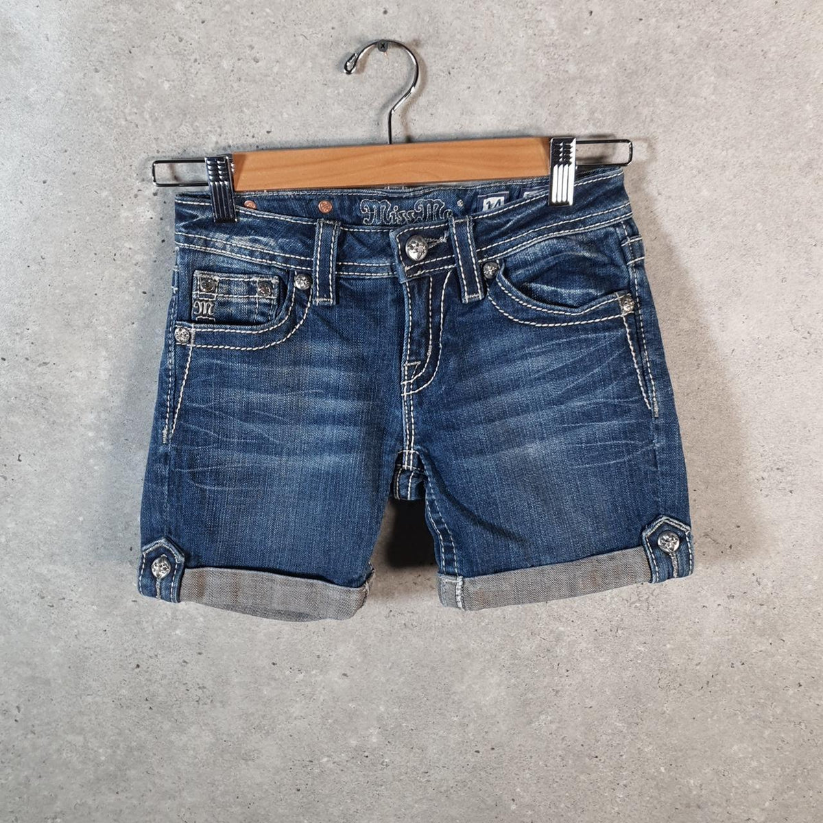 Vintage Miss Me Baggy Y2K Hip Hop Jeans Shorts Jorts Womens W24 Blue Denim Low Rise