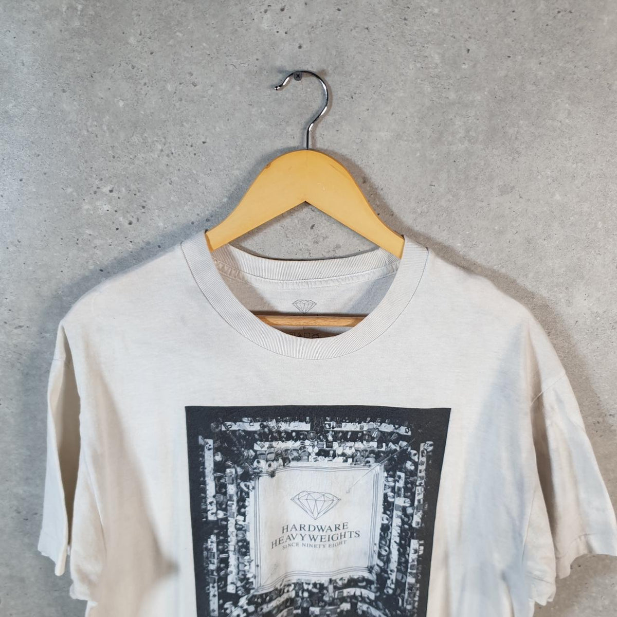 Vintage Diamond Supply Co Hardware T Shirt Men’s Large White Graphic Logo Casual C9945