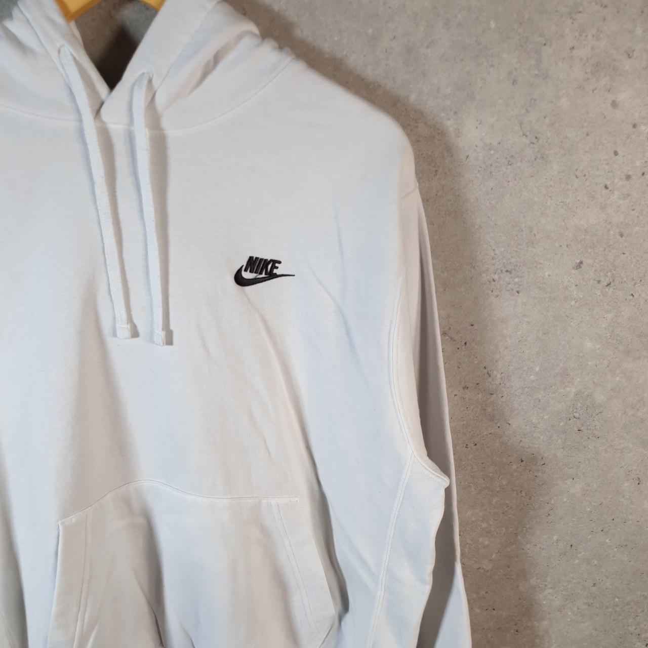 Vintage Nike Club Embroidered Hoodie Men’s Medium White Swoosh Y2K Pullover