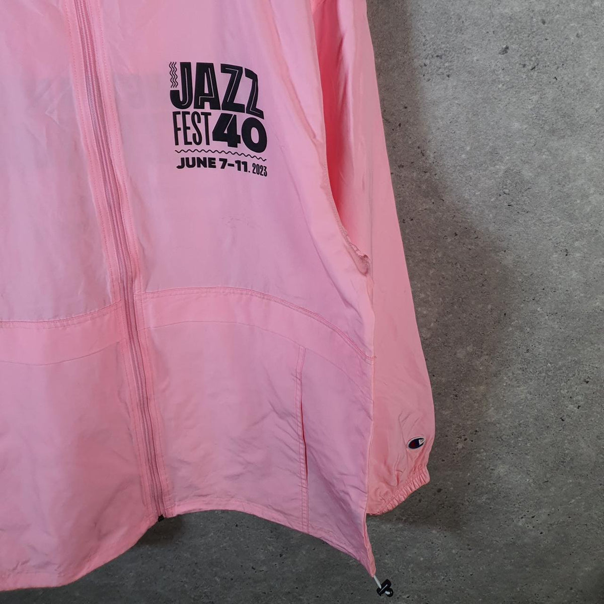 Vintage Champion Windbreaker Track Jacket Mens Large Pink Logo Full Zip Jazz