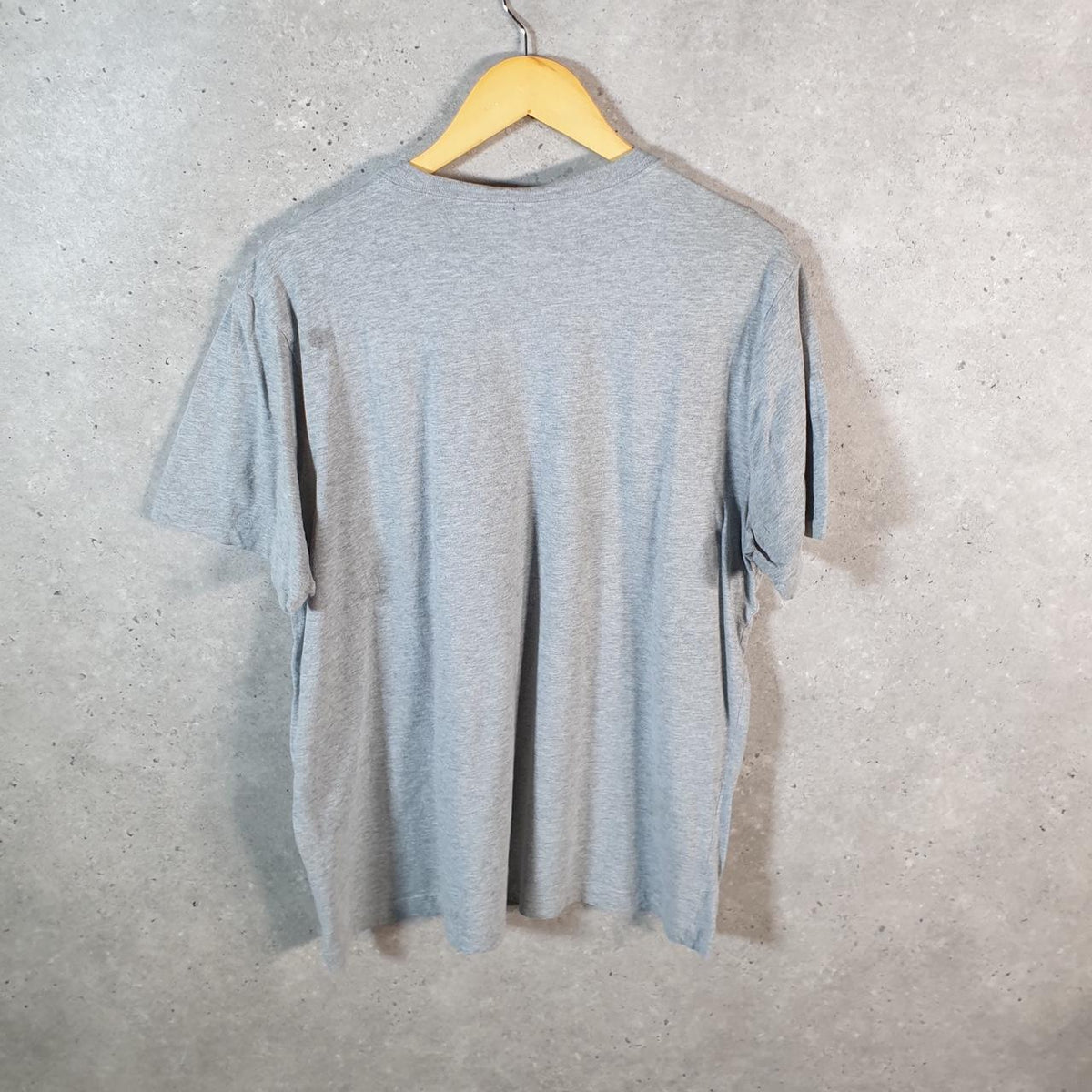 Vintage Nike Club Embroidered T Shirt Men’s Large Grey Logo Swoosh Athletic