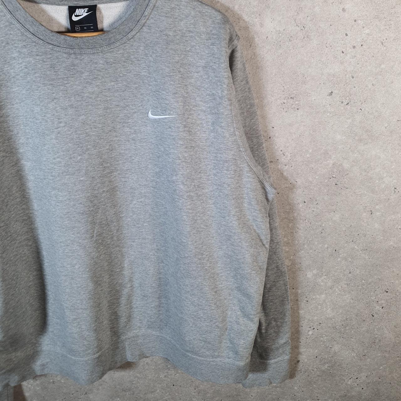 Vintage Nike Club Embroidered Sweatshirt Men’s XL Grey Swoosh Y2K Pullover Logo