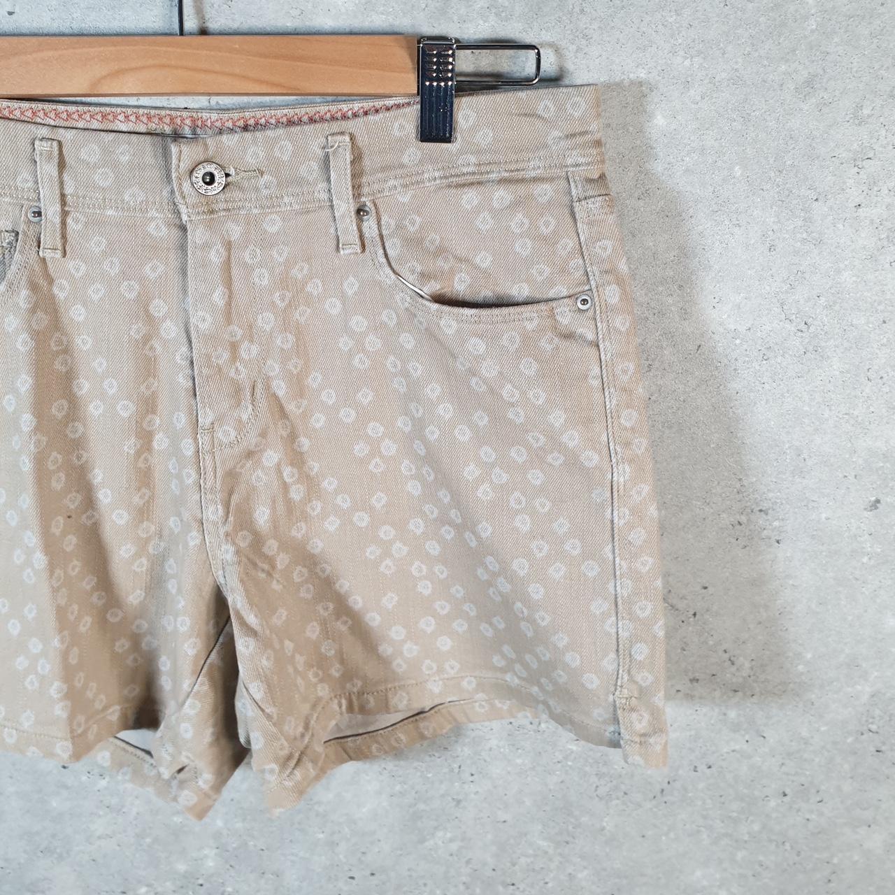 Vintage Levis All Over Print AOP Shorts Jorts Cargo Womens W30 Brown Relaxed Denim
