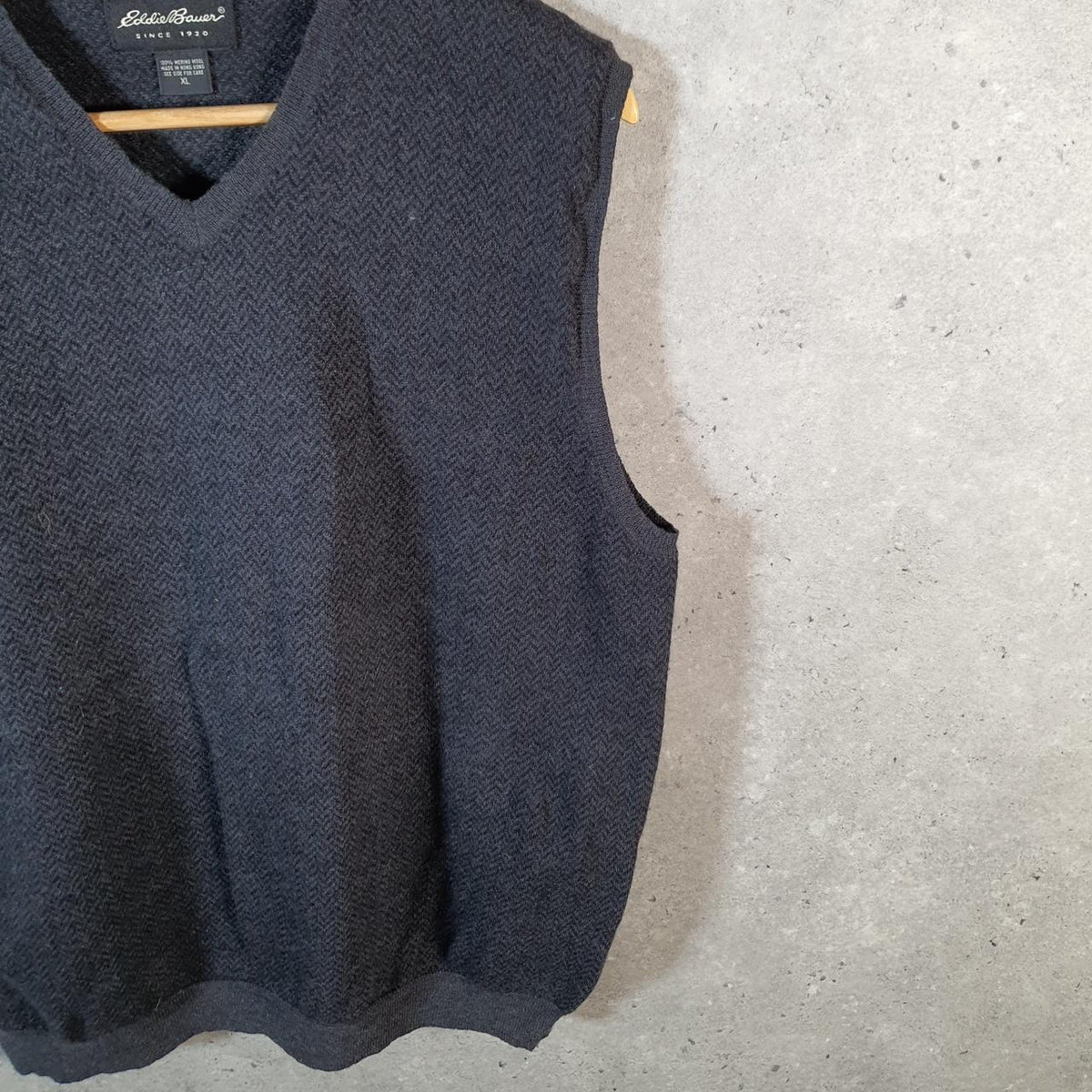 Vintage Eddie Bauer Knit Vest Womens XL Black Y2K Pullover Fine Italian Merino