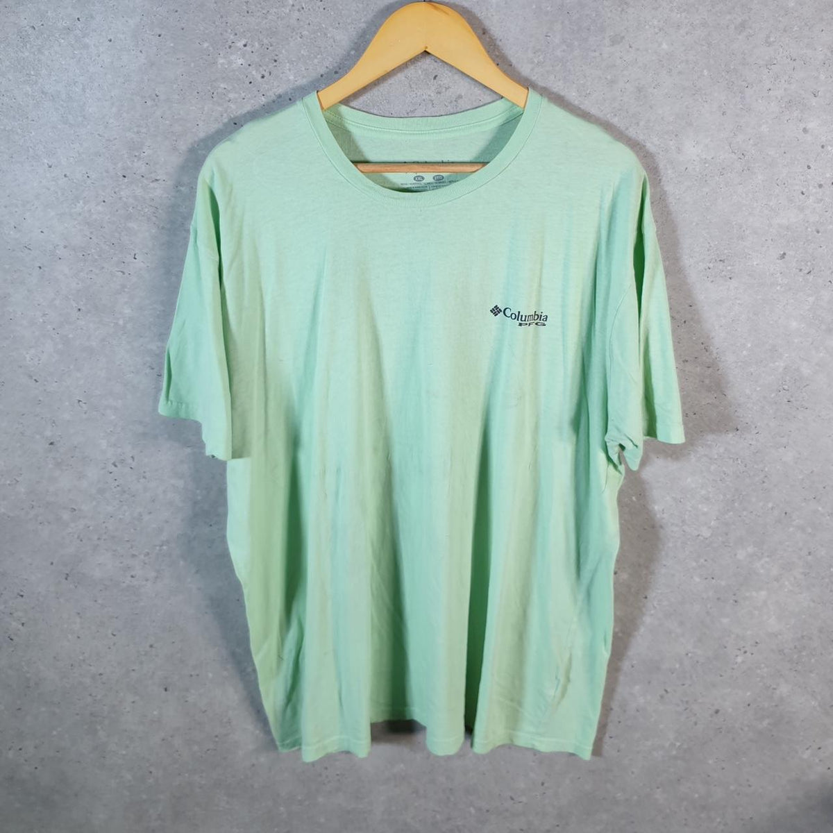 Vintage Columbia Perfomance Fishing Gear T Shirt Men’s 2XL Blue Athletic