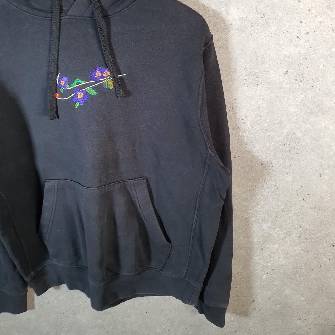 Vintage Nike Centre Swoosh Flowers Hoodie Men’s M Black Embroidered Y2K Pullover