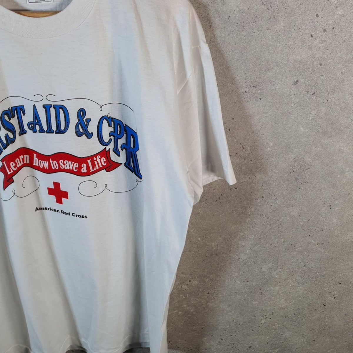 Vintage Fruit of the Loom American Red Cross 90s USA Single Stitch T Shirt Men’s Large White