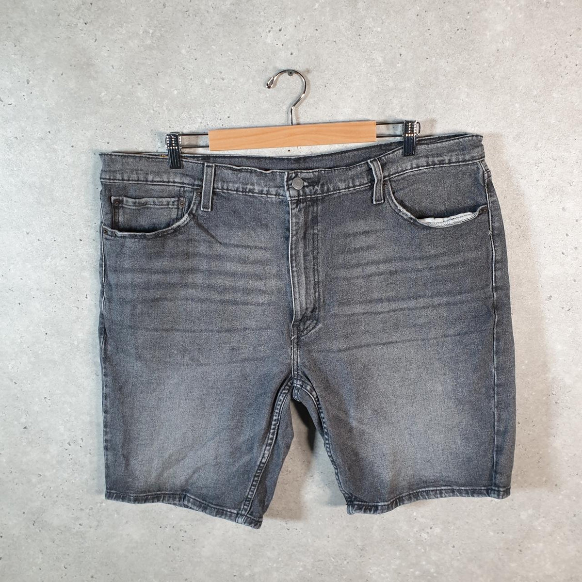 Vintage Levi’s 511 Baggy Shorts Jorts Cargo Men’s W42 Grey Relaxed Denim
