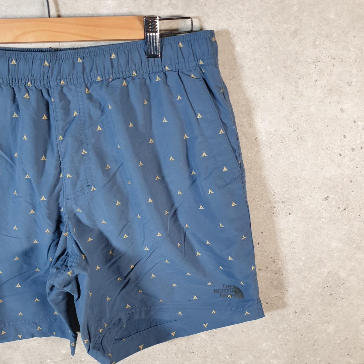 Vintage The North Face TNF Shorts Jorts Chino Cargo Men’s Medium Blue AOP Baggy Cotton