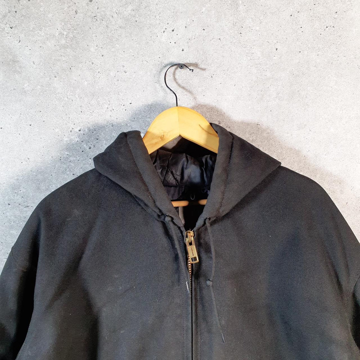 Vintage Carhartt 90s Active Hooded Jacket Men’s XL Black Workwear J133 BLK Canvas USA Big Fish Vintage