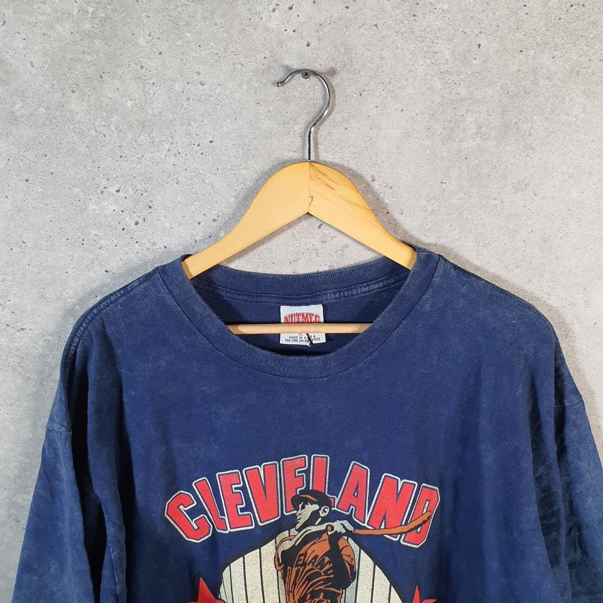 Vintage Nutmeg Cleveland NFL 1993 Single Stitch T Shirt Men’s XL Navy Blue Big Fish Vintage